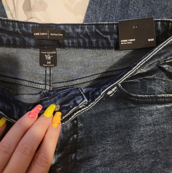 True Religion Women's Jennie Mid Rise Curvy Skinny - Picture 3 of 10